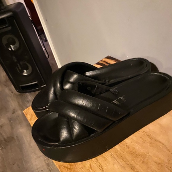Zara quilted leather slides - Picture 3 of 3